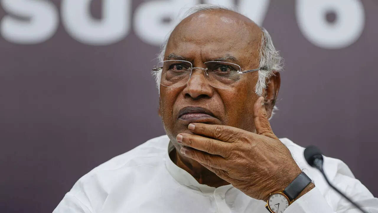 Kharge&rsquo;s backyard: Why good performance is crucial for Cong in these 7 Karnataka districts