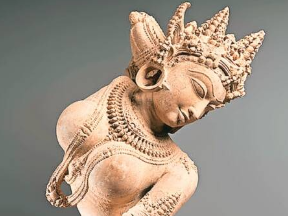 New York museum announced to return 15 stolen antiquities to India