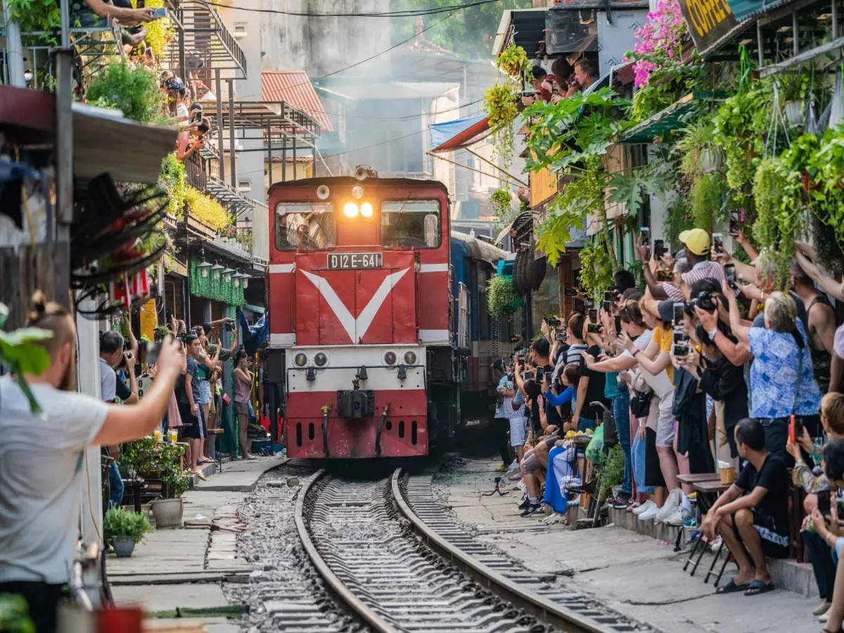 Experience the unique Train street in Hanoi’s Old Quarter
