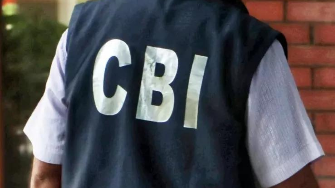 The CBI said the agents had accomplices in Gulf countries.
