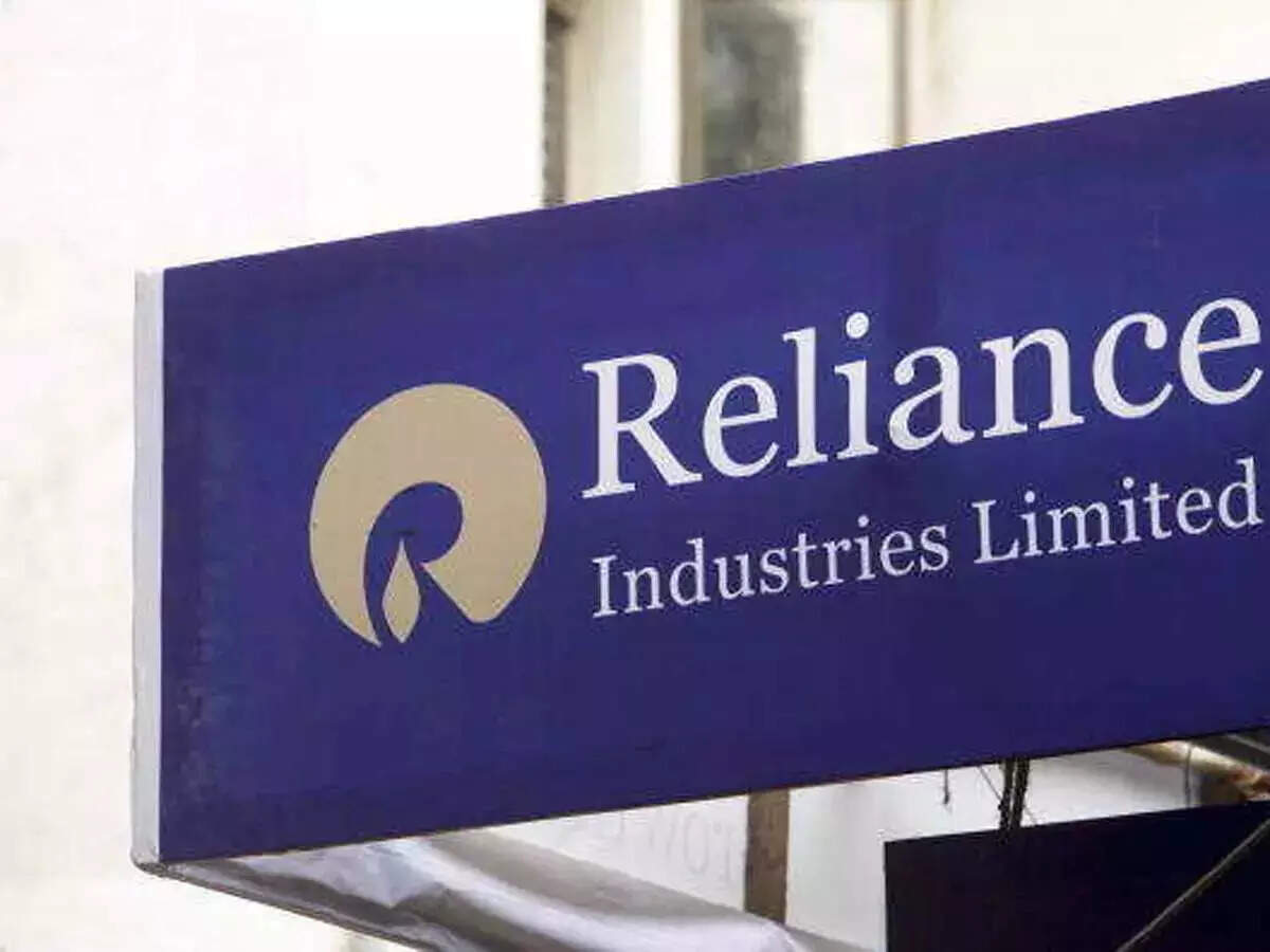 Reliance, Adani among bidders for Future &lsquo;scrap&rsquo;