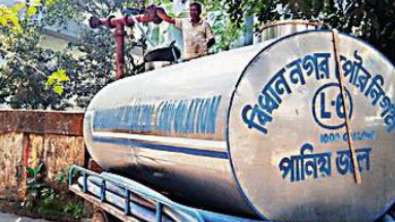 Ahead of hot spell, Bidhannagar Municipal Corporation keeps tabs on water tanks, ferrule lines