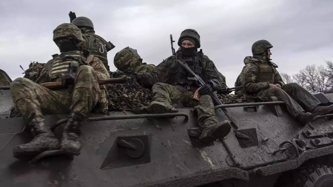 اسناد ایالات متحده: اوکراین: جنگ اوکراین، در حال حاضر با 354000 تلفات، احتمالاً کشیده خواهد شد