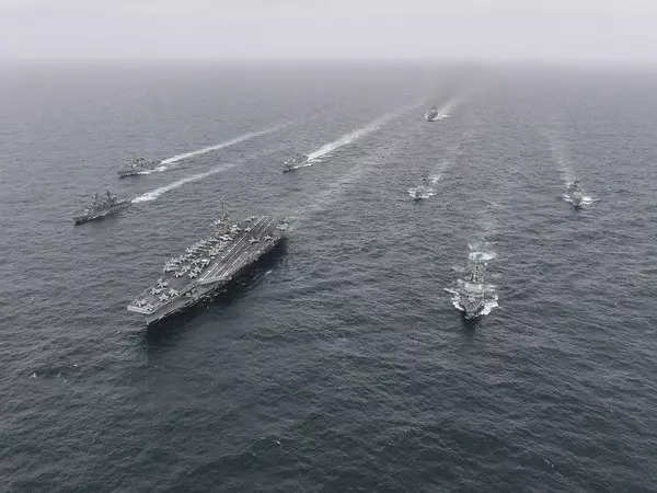 Güney: Güney Kore, ABD ve Japonya, Doğu Denizi'nde füze savunma tatbikatı düzenliyor