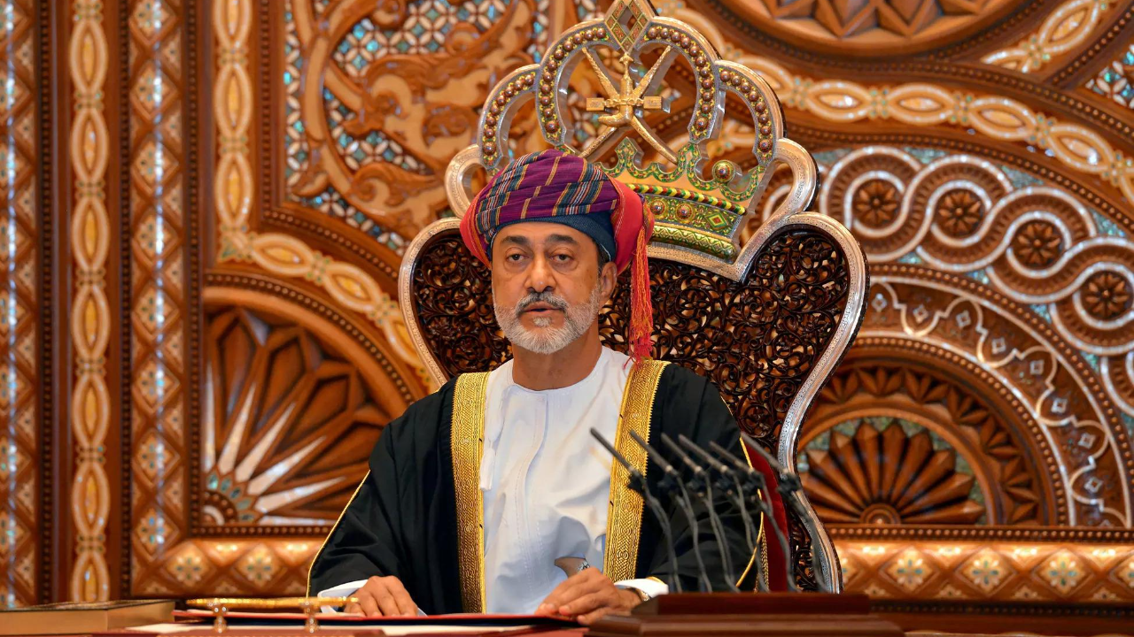 عمان قانون ازدواج خارجی را در اصلاحات اجتماعی نادر آزاد می کند