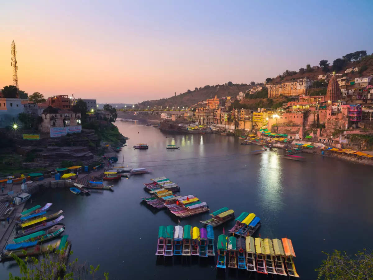 Charm of the sacred town of Omkareshwar will leave you in awe