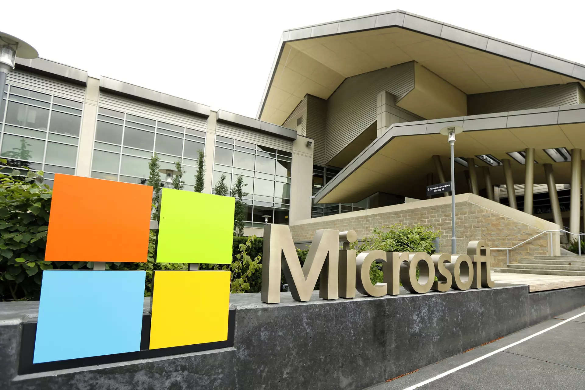 Microsoft results top forecasts, shares jump 8% as AI juices sales