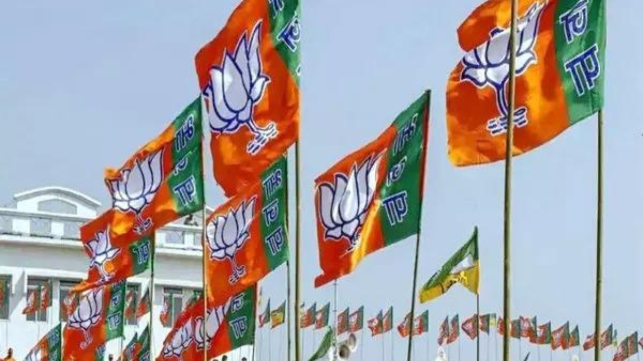 Assembly elections: Eye on migrant votes, BJP ropes in non-Karnataka leaders