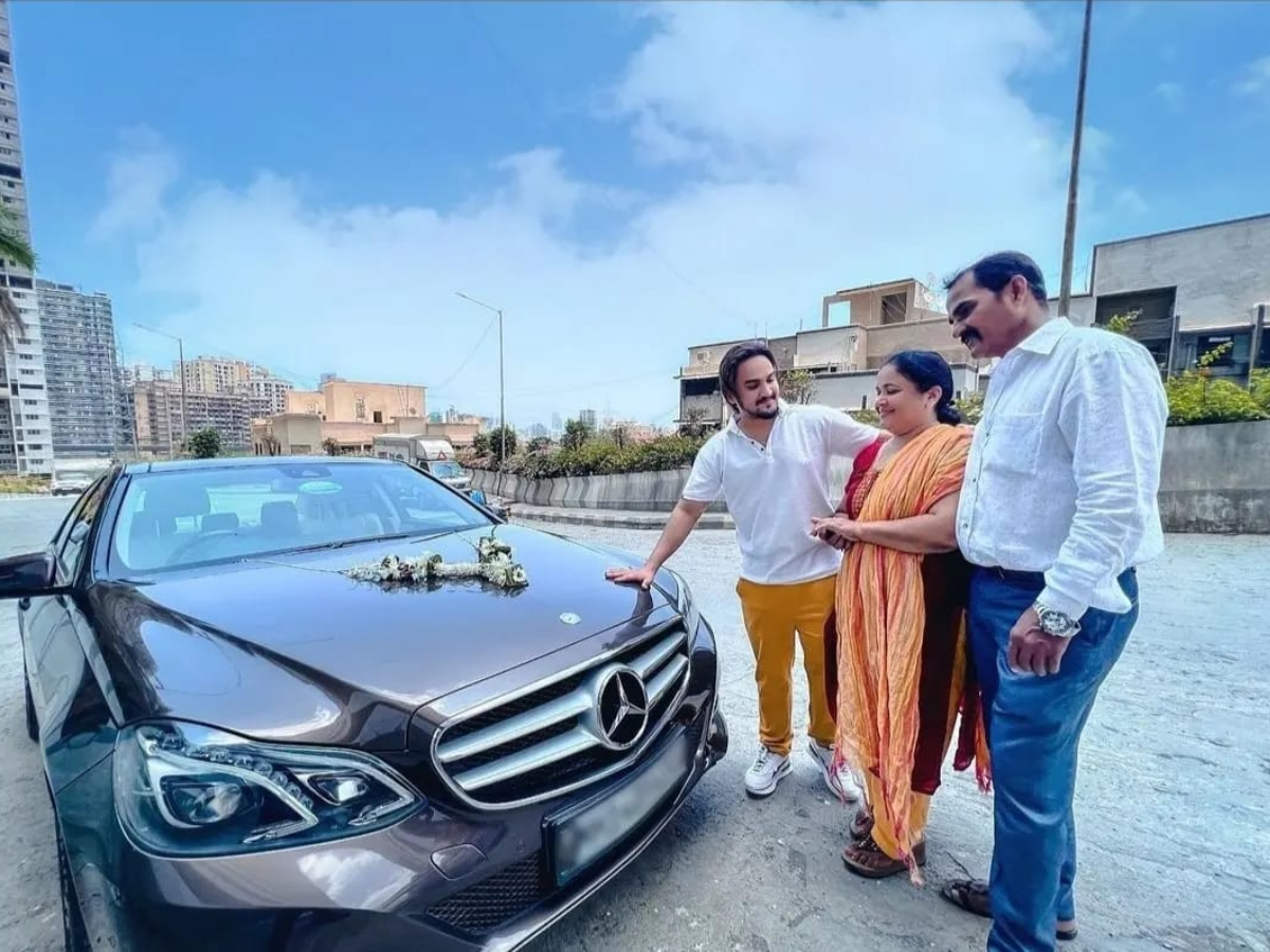 Faisal Khan accomplishes his dream of buying a brand new car for himself; says “Dreams do come true”