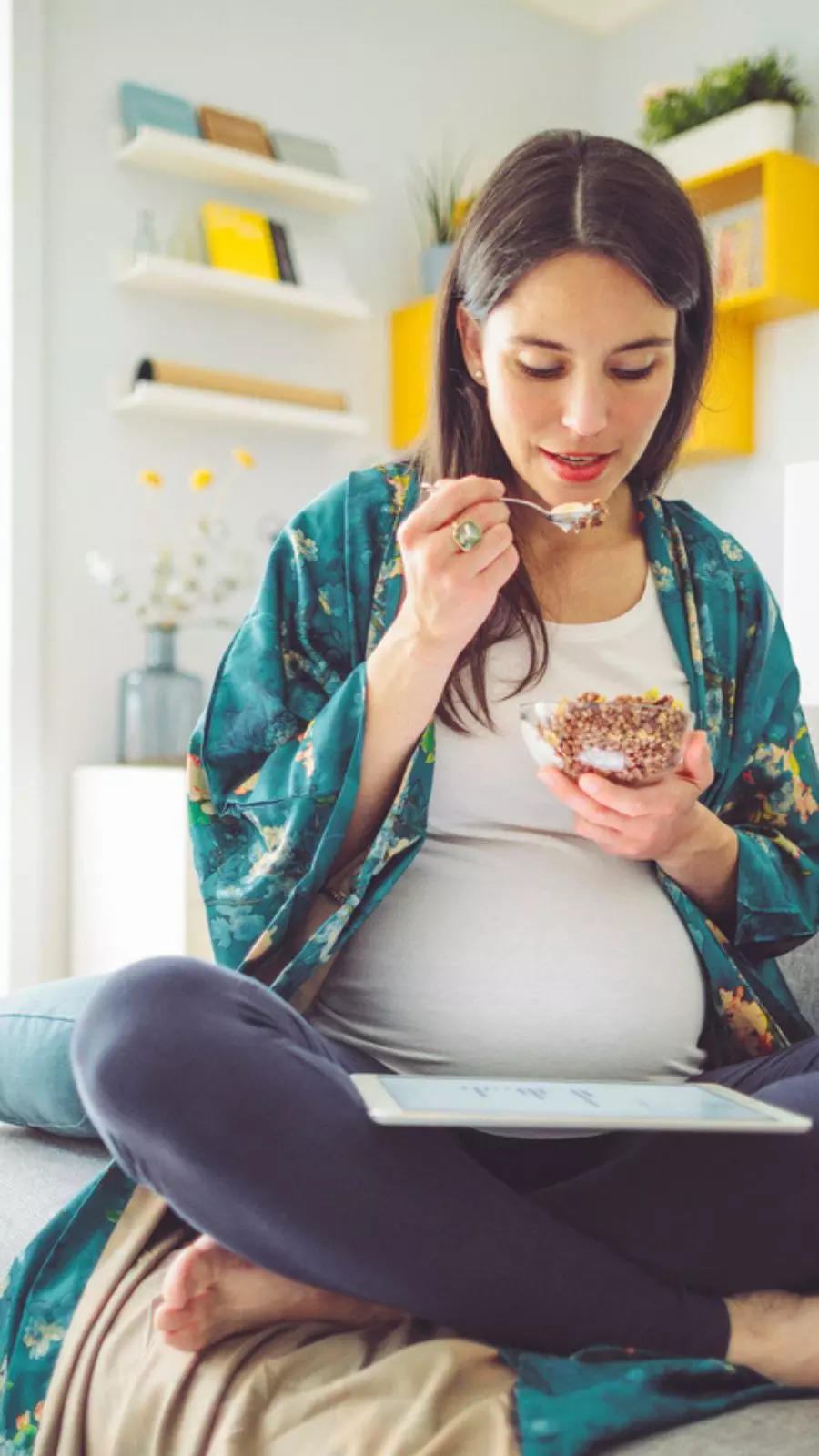 Foods not to eat during pregnancy: 8 things to avoid