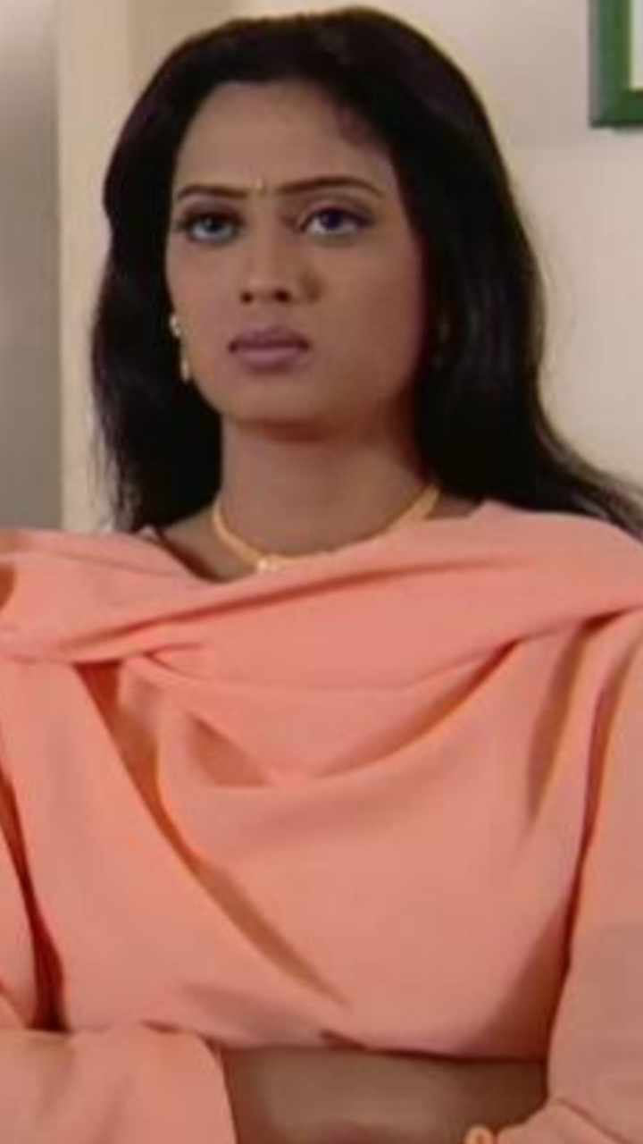 This picture dates back to the old times when she played Prerna in the show Kasautii Zindagii Kay