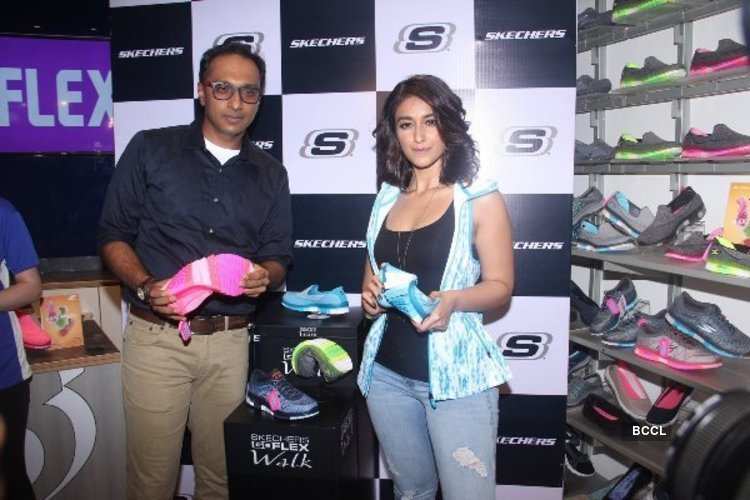 Skechers shoes hotsell showroom in mumbai