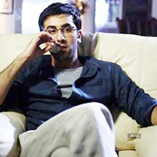 Ranbir Kapoor summoned for smoking in public
