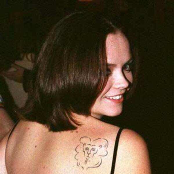 christina-ricci-lion-tattoos-image-of-actress-christina-ricci-shows
