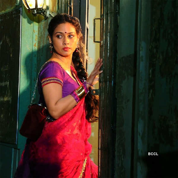 Pooja Umashankar In A Still From The Tamil Film Vidiyum Munn Www Morestills Com