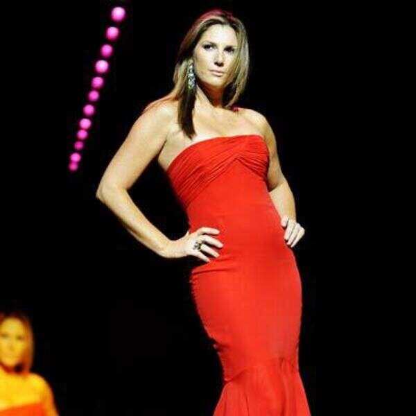 amanda bynes red dress Amanda Bynes 2009 fashion show during Mercedes-Benz Fashion week