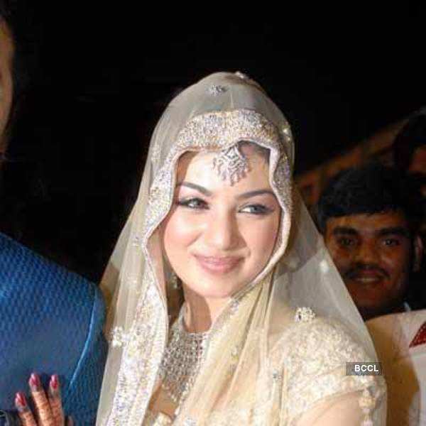 Ayesha Takia Wedding Album