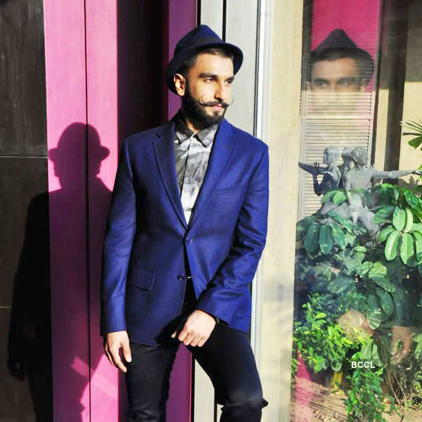 Ranveer Singhs Dapper Suit At The Befikre Premire In Paris