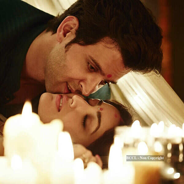 Kaabil Hrithik Roshan Yami Gautam Wallpapers Hd