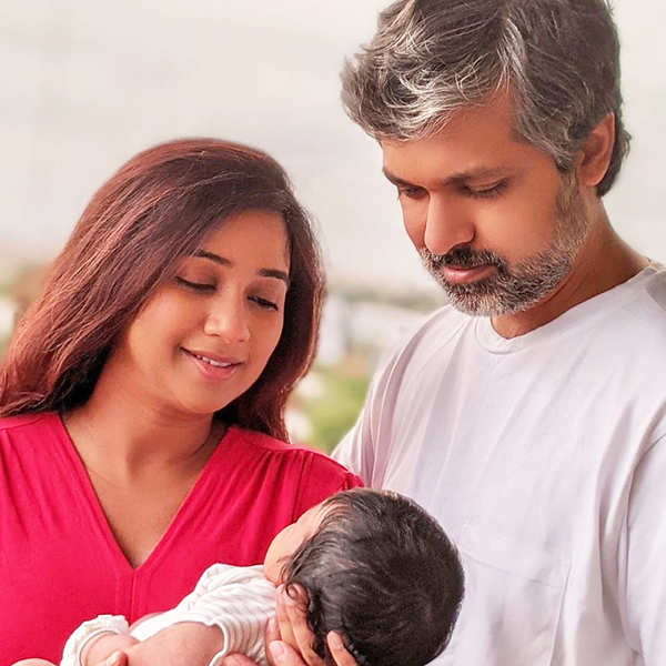 Shreya Ghoshal shares the first picture of her baby boy, names him Devyaan  | Photogallery - ETimes