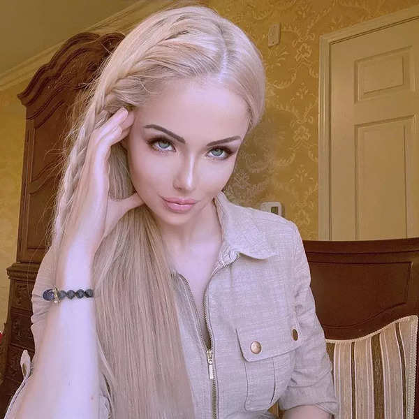 The Human Barbie Valeria Lukyanova: Before And After Photos | atelier ...