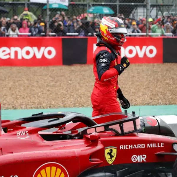 F1 – Sainz takes first win in thrilling, incident-packed British Grand Prix  ahead of Pérez, Hamilton