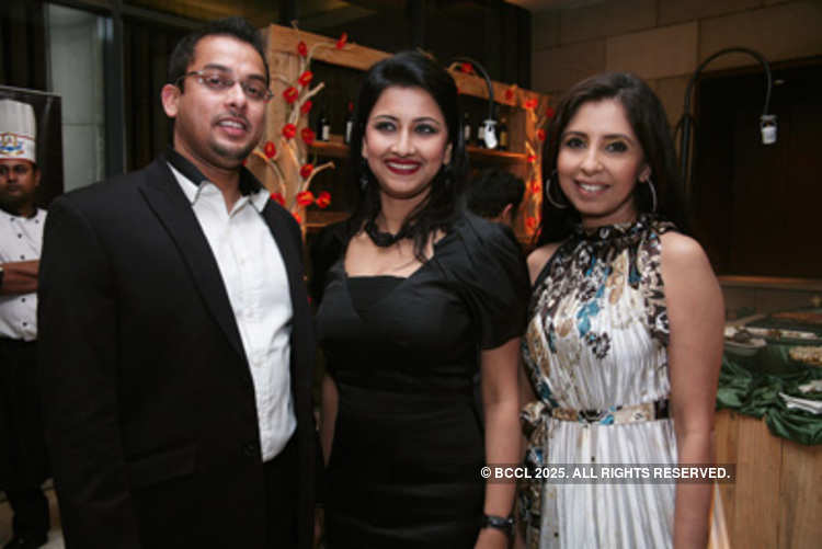 Rachana Banerjee With Her Husband Probal And Chaity At Times Of India Food Guide Party Held At Itc Sonar Calcutta