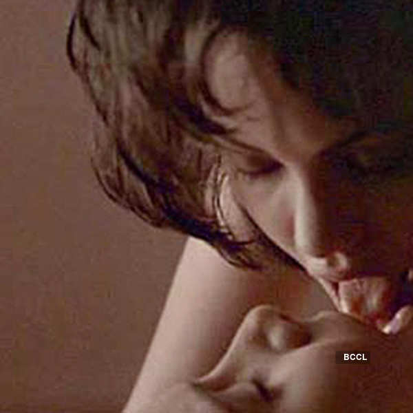 Hot angelina scene jolie Angelina Jolie