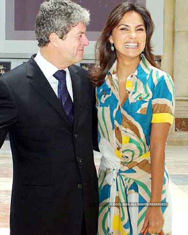Actress Lara Dutta (R) with Yves Carcelle (L), Chairman and CEO