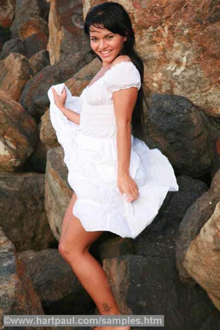 imgchili cherish@@@ Face of the beauty is changing as the model prefers to look natural -  Photogallery