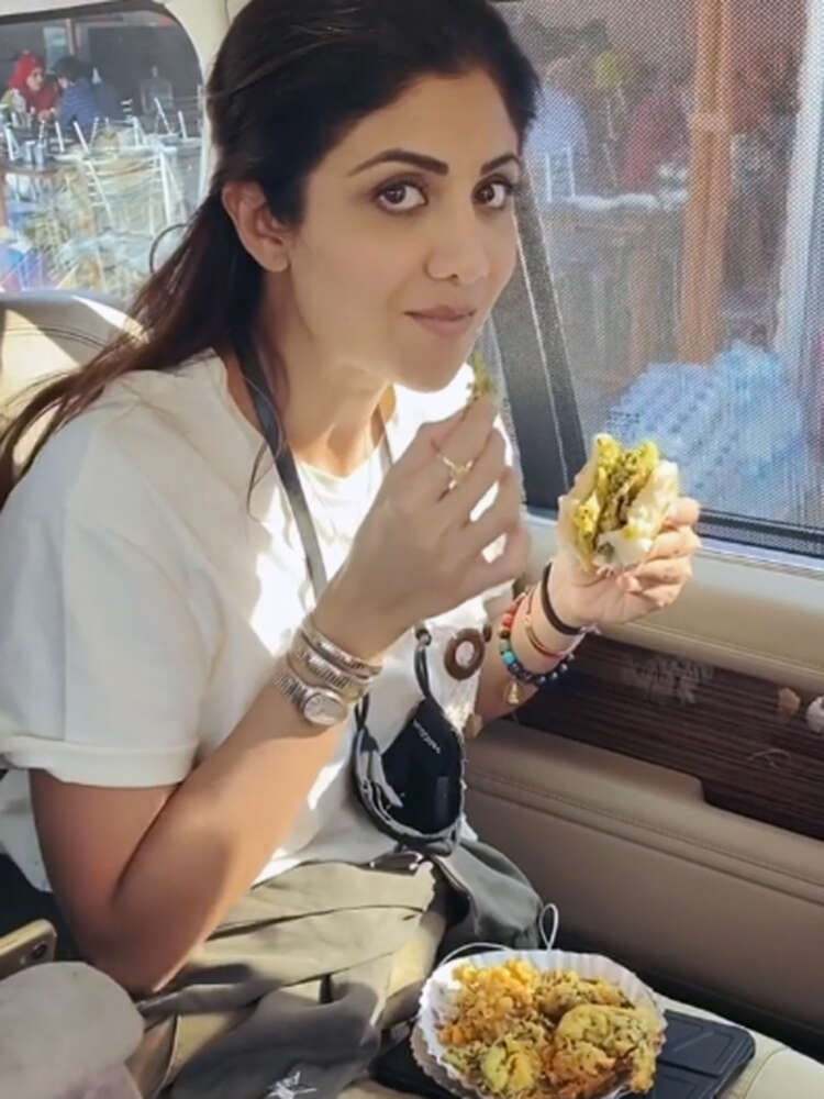 Celebrities Who Are Big Foodies Pics Celebrities Who Are Big Foodies Photos Celebrities Who Are Big Foodies Portfolio Pics Celebrities Who Are Big Foodies Personal Photos Etimes Photogallery