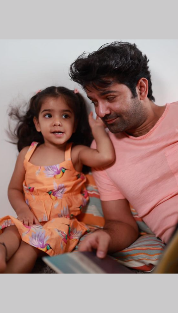 barun sobti Photos