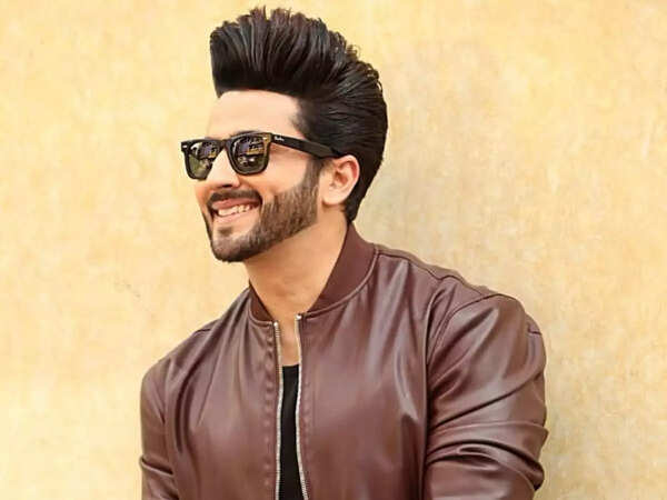 Dheeraj Dhoopar Wallpapers