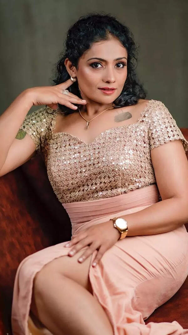 Meera Vasudevan Photos