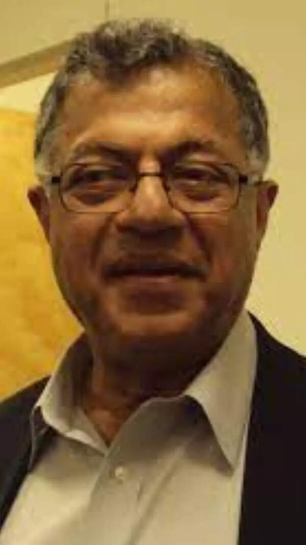 Girish Karnad Pictures