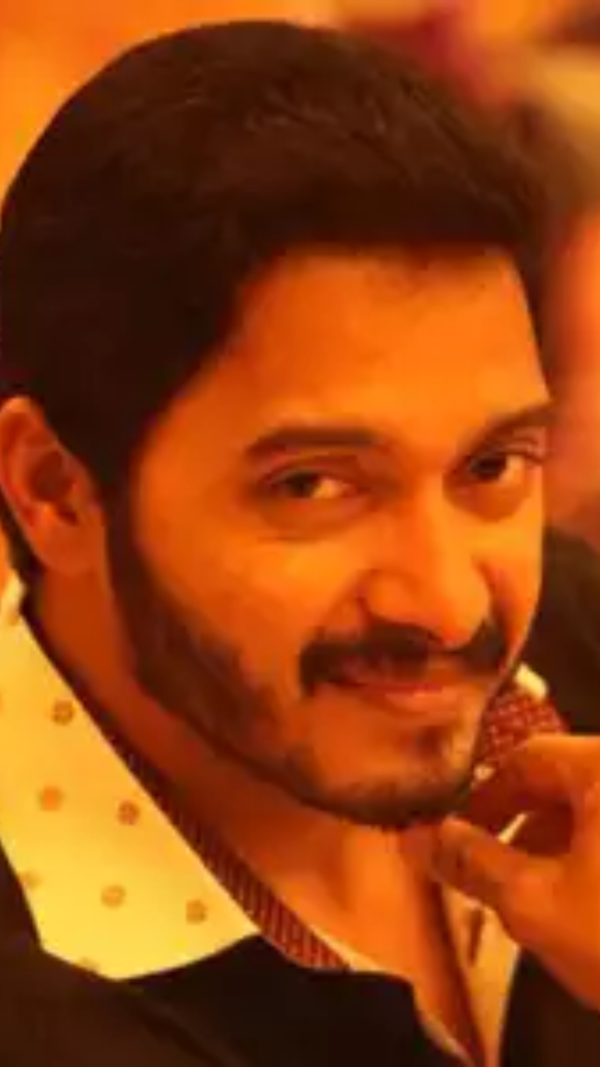 Shreyas Talpade Images