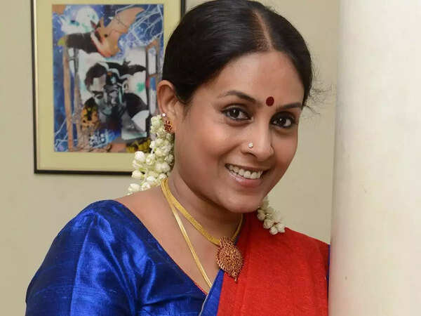 Saranya Ponvannan Pictures