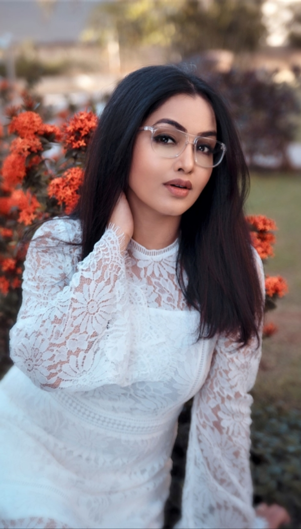 Shubhangi Pictures