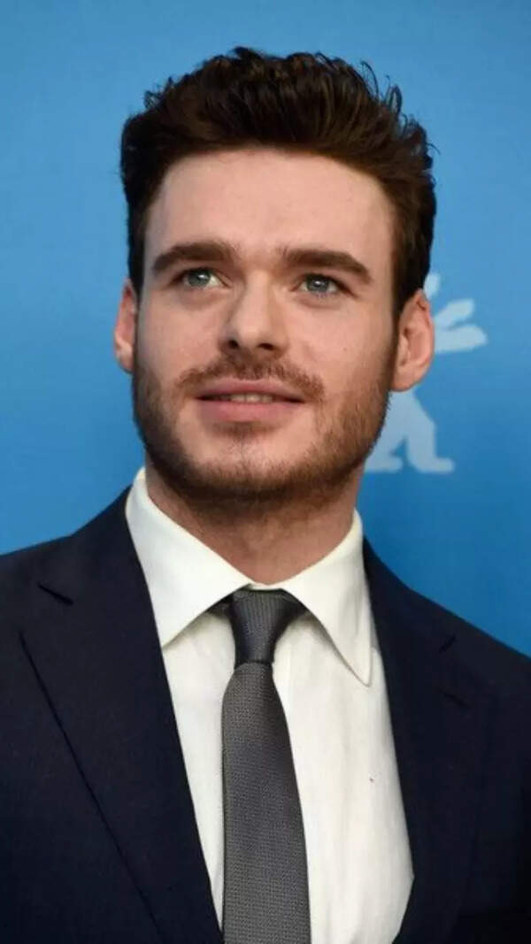 Richard Madden Images
