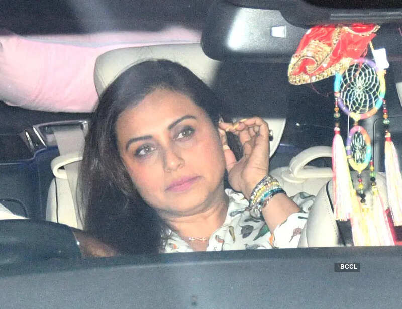 Shah Rukh Khan, Rani Mukerji and others attend Karan Johar's house party