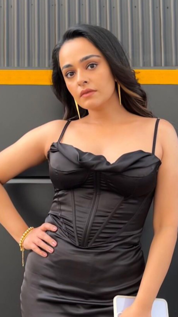 Apoorva Arora Photos