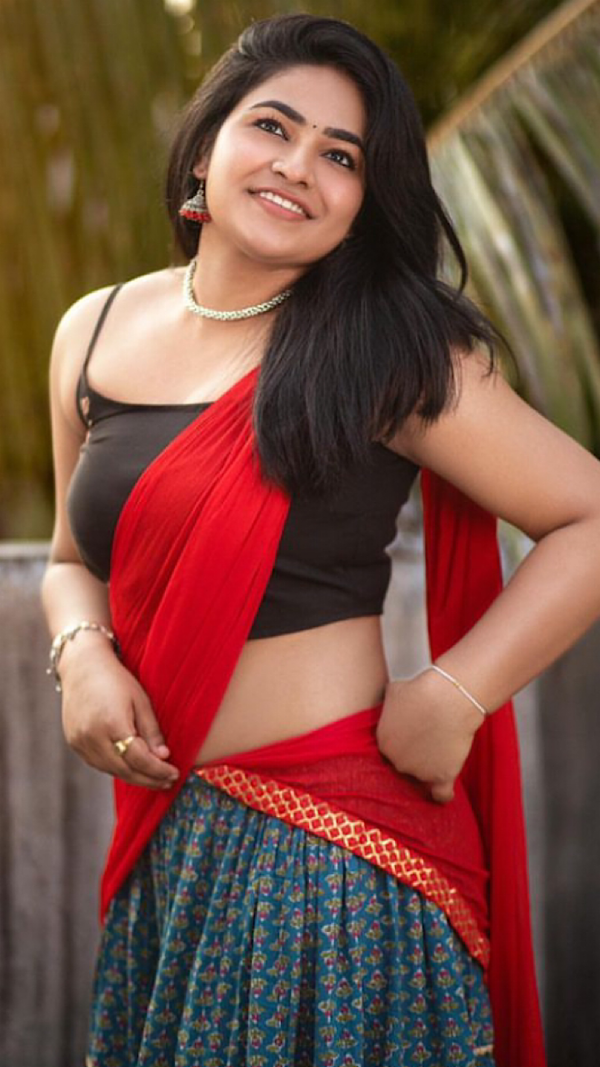 Shruthi Selvam Stills