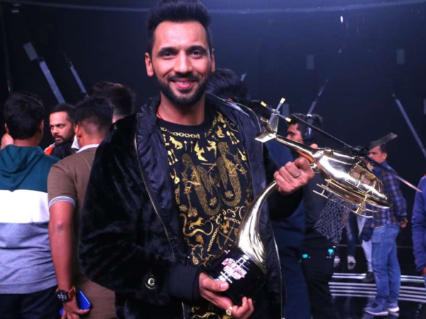 Punit Pathak Images