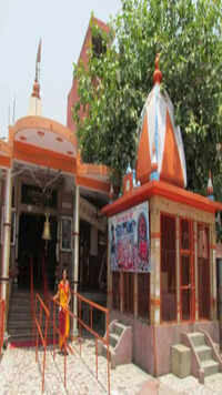 Article image for: <i class="tbold">maya devi</i> Temple