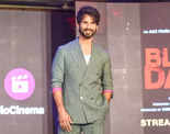 ​Shahid Kapoor looks dapper in a grey suit at the trailer launch of Bloody Daddy