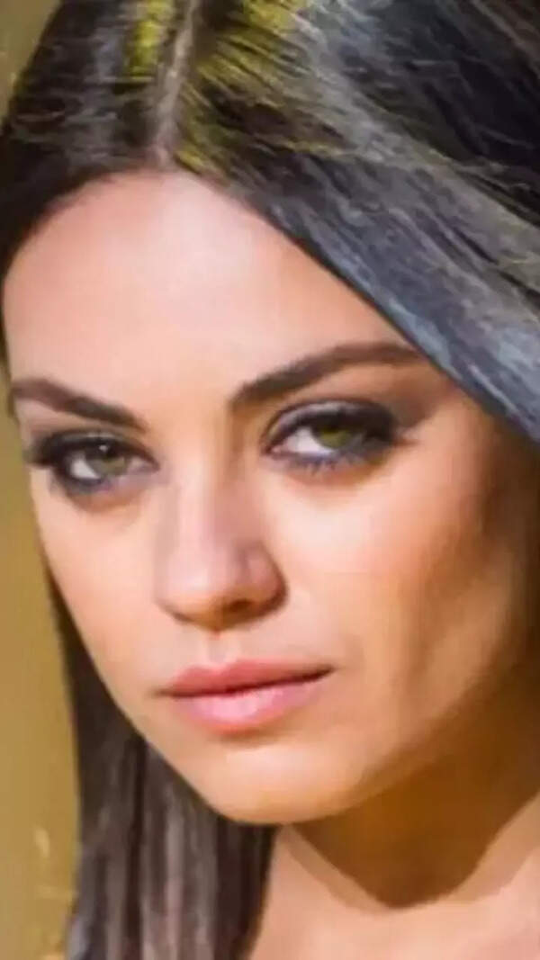 Mila Kunis Wallpapers