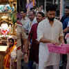 Article image for: WATCH: Vicky Kaushal and Sara Ali Khan distribute sweets after offering prayers at Siddhivinayak Temple