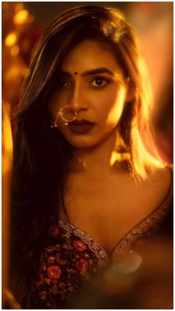 Sapthami Gowda Images
