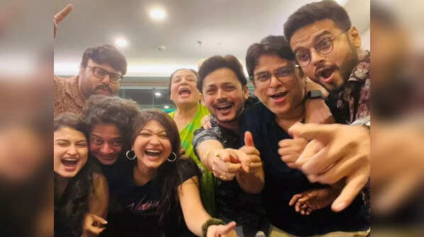 Sneak peek into Rahul Arunoday Banerjee, Rooqma Ray's reunion with Laalkuthi co-stars; see pics