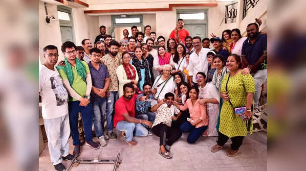 Swikriti Majumder, Arpan Ghoshal and others wrap up the shoot of ‘Meyebela’; pics from the set